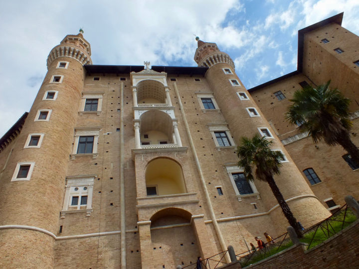 Urbino, Torrioni